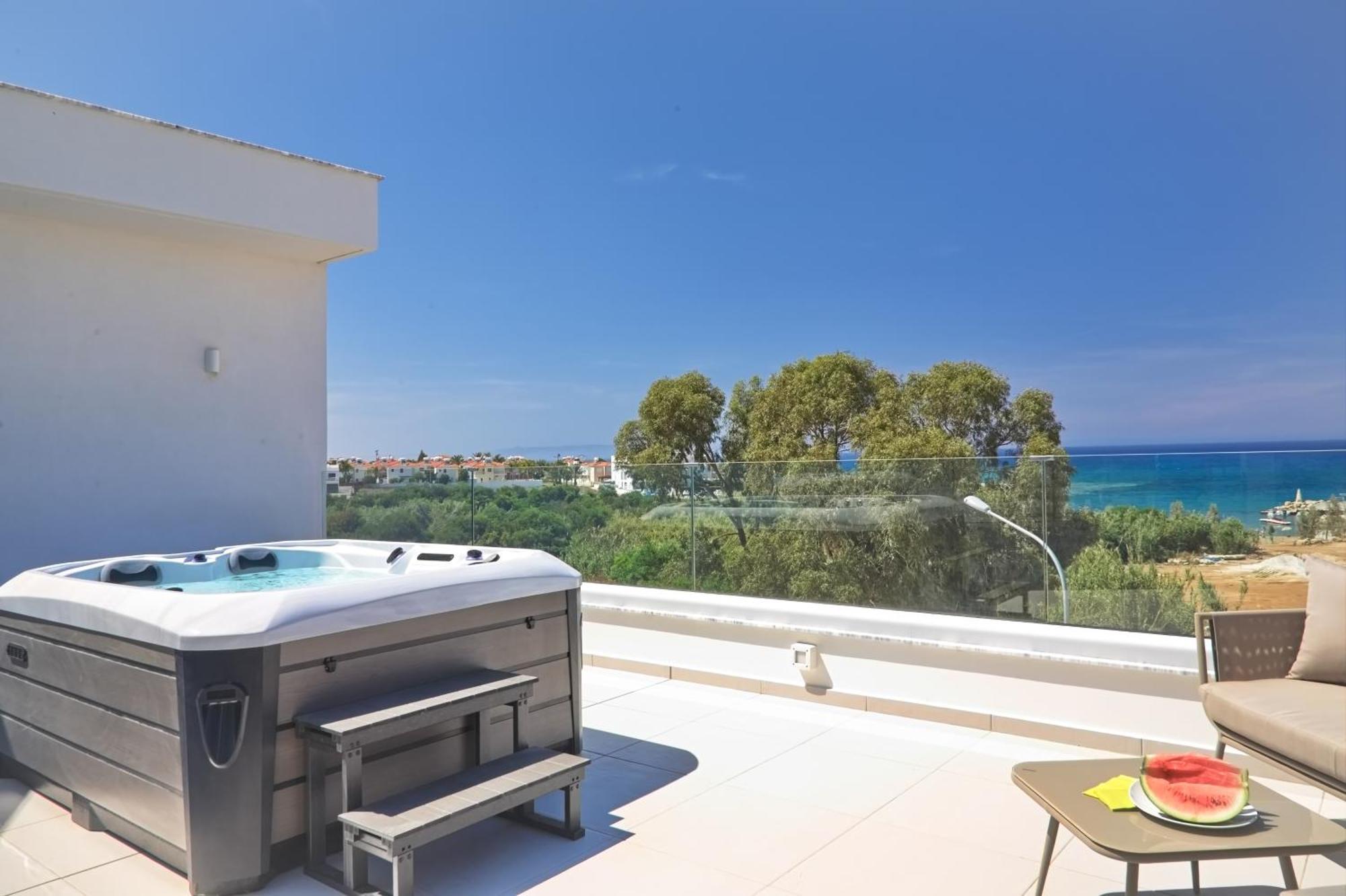 Seaview Luxury Villa Jacuzzi & Pool! 2 Min Beach Protaras Exteriör bild