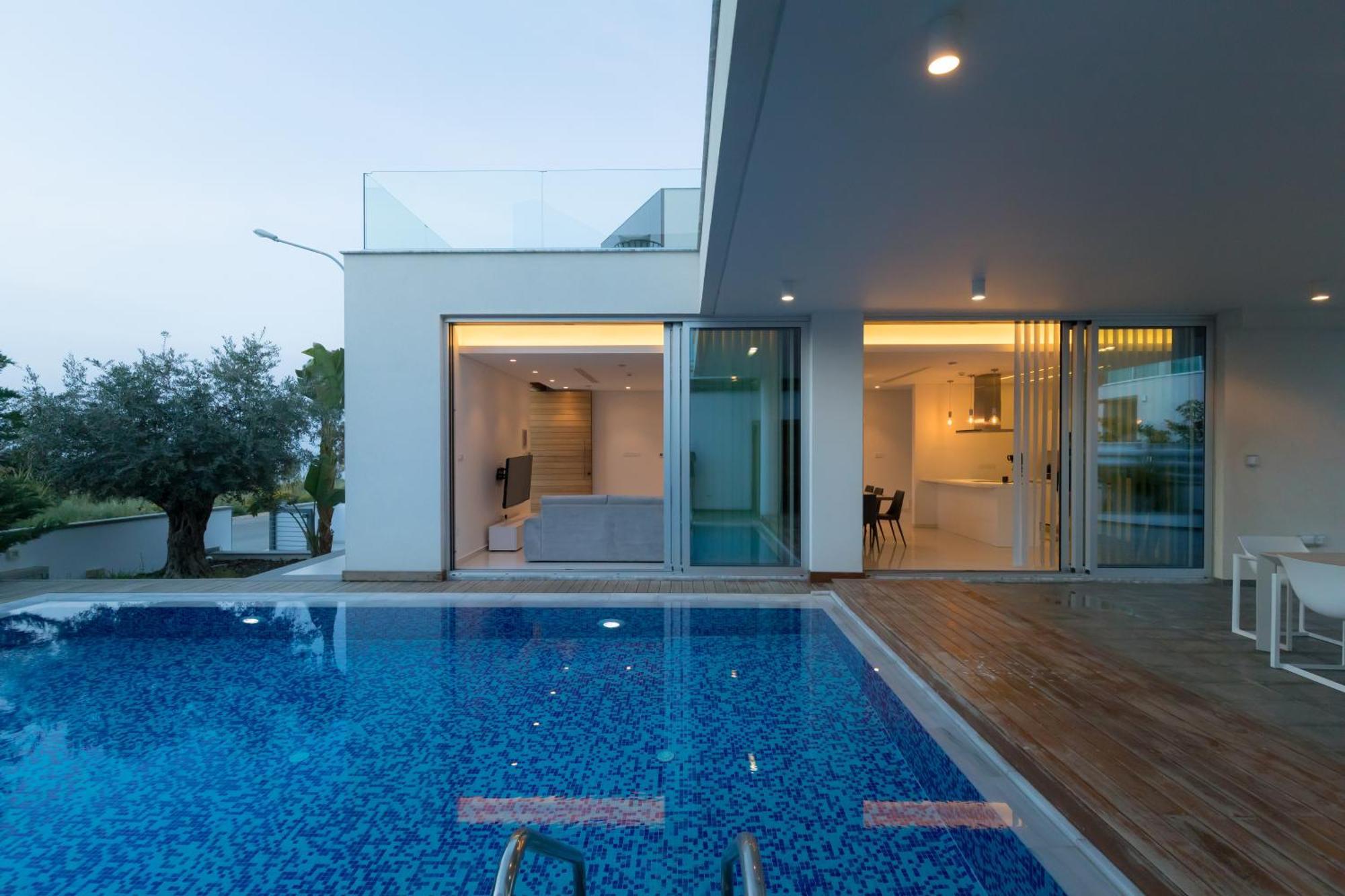 Seaview Luxury Villa Jacuzzi & Pool! 2 Min Beach Protaras Exteriör bild