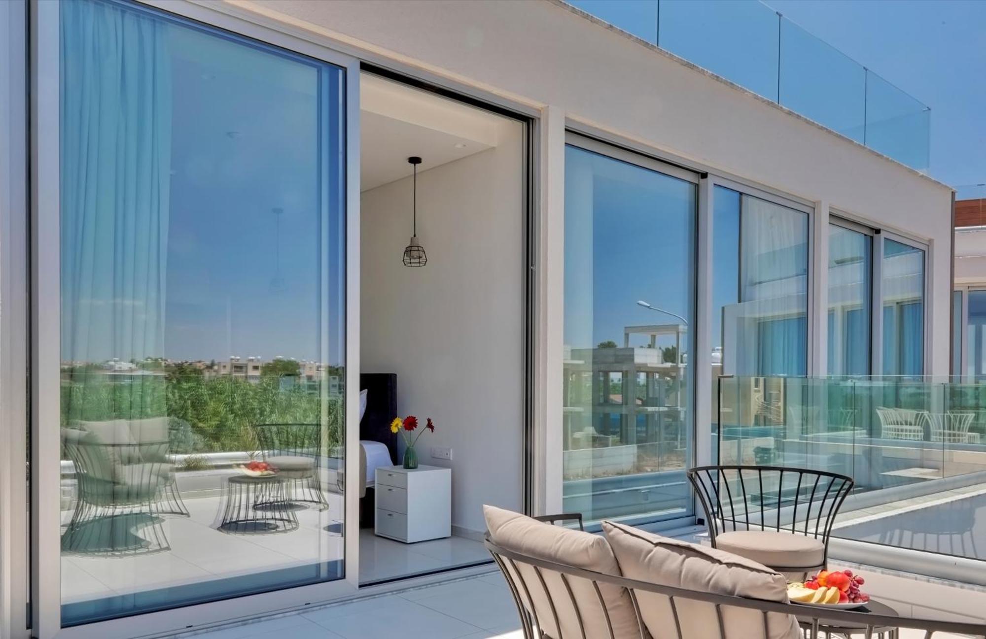 Seaview Luxury Villa Jacuzzi & Pool! 2 Min Beach Protaras Exteriör bild